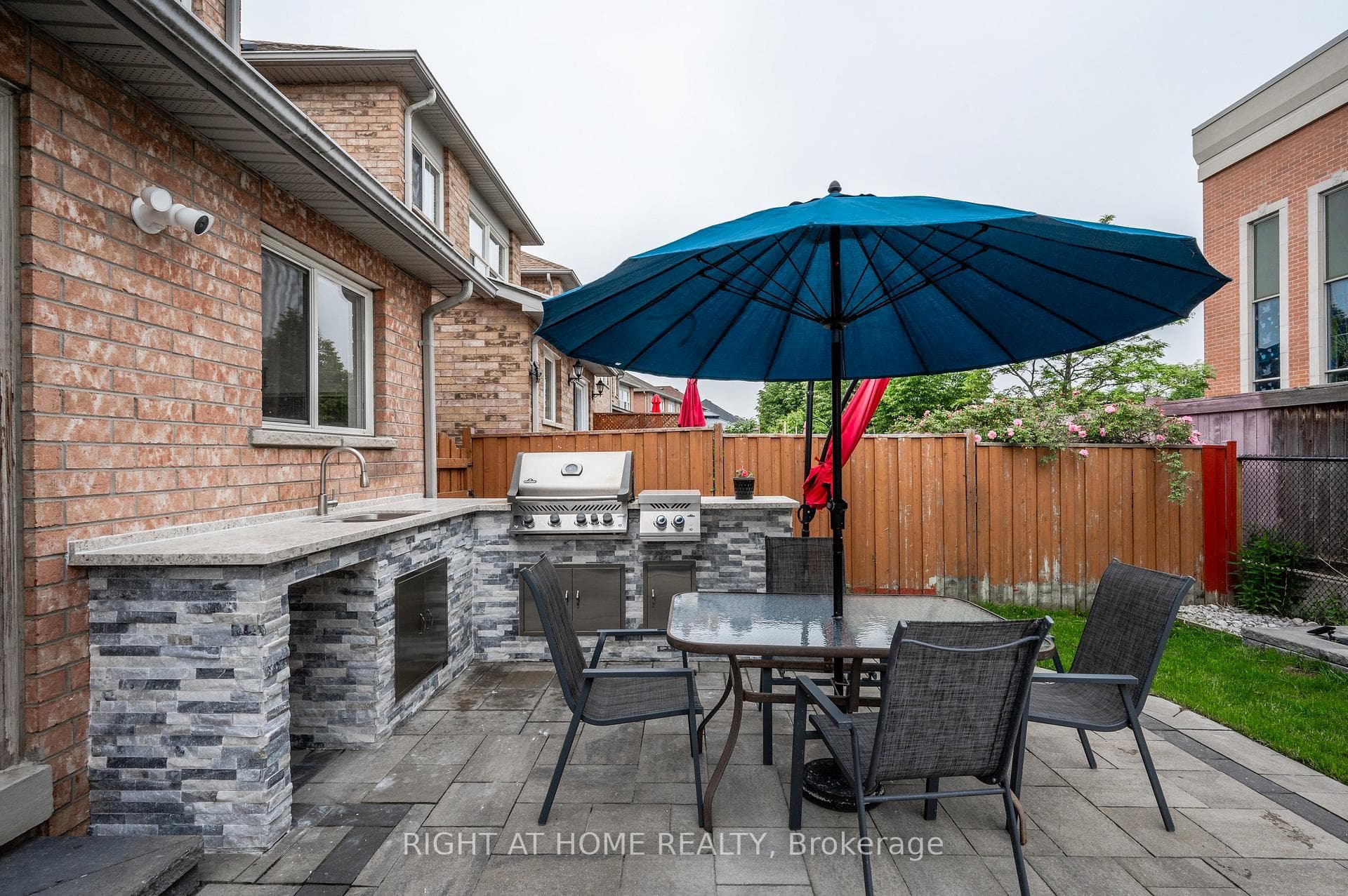 81 Ronan Crescent photo 39