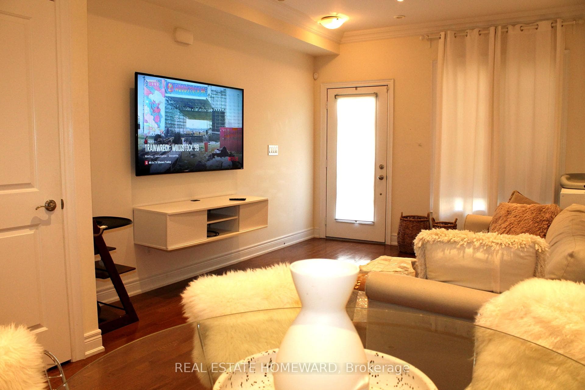 50 Hargrave Lane Unit 13 photo 7