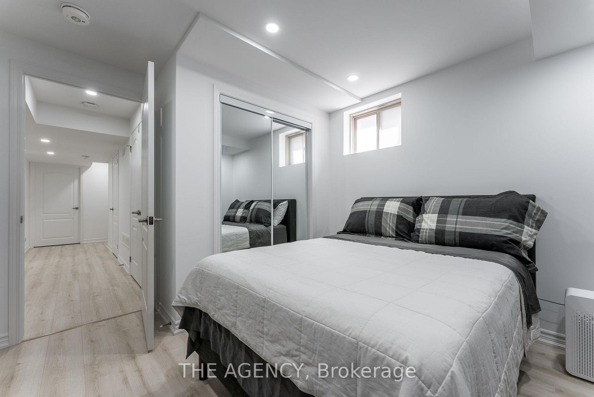 19 Richard William Drive photo 35