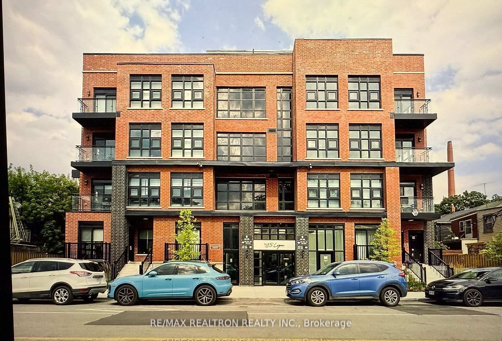 485 Logan Avenue Unit 312 photo 1