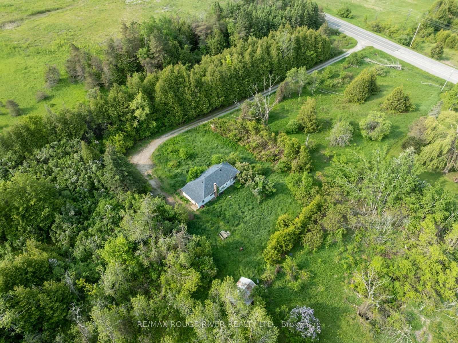 15 Capstick Road photo 2