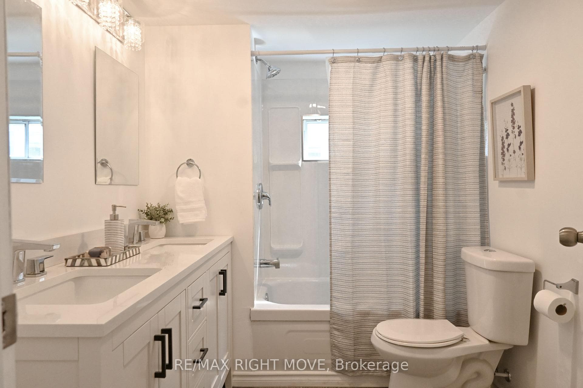 26 Dunn Avenue Unit 10 photo 14