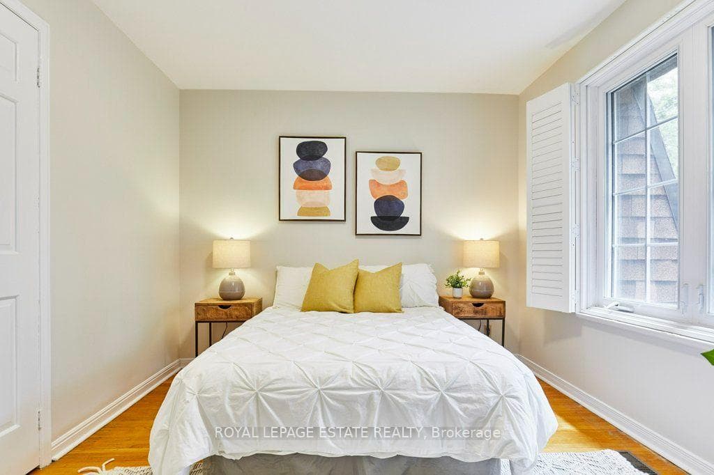 Ample space