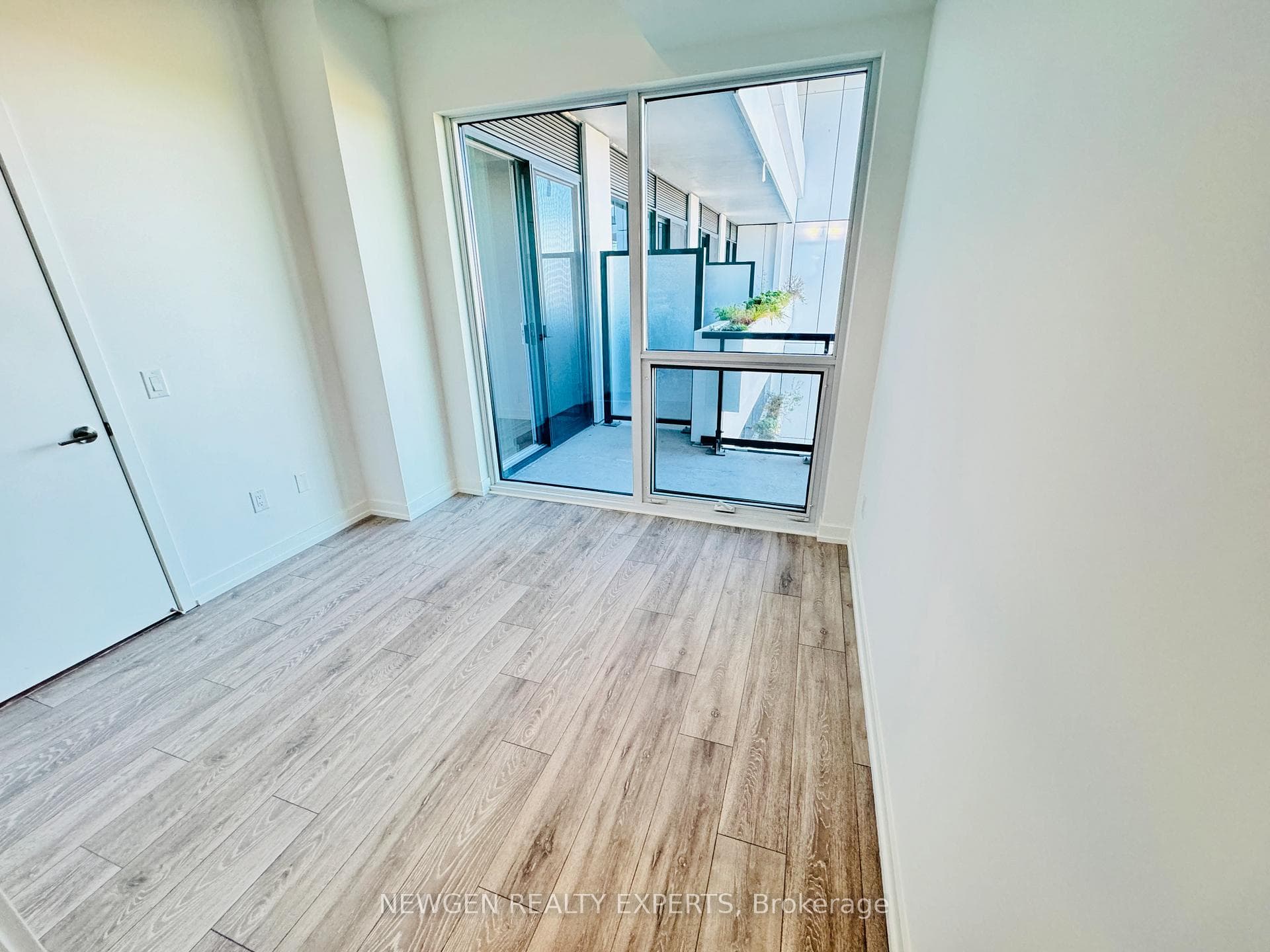 1100 Sheppard Avenue Unit 1505 photo 22