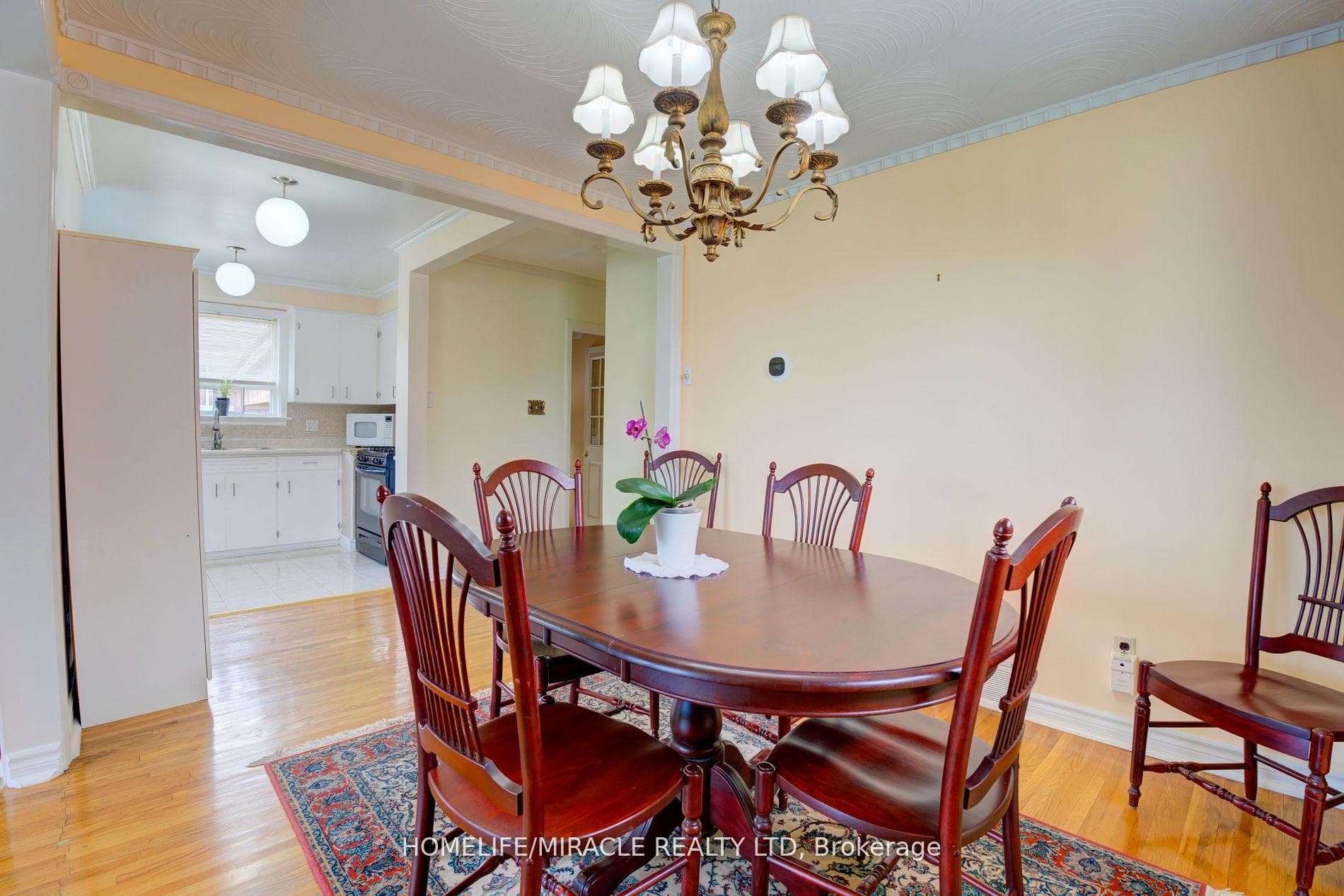 24 Ivanhoe Court photo 10