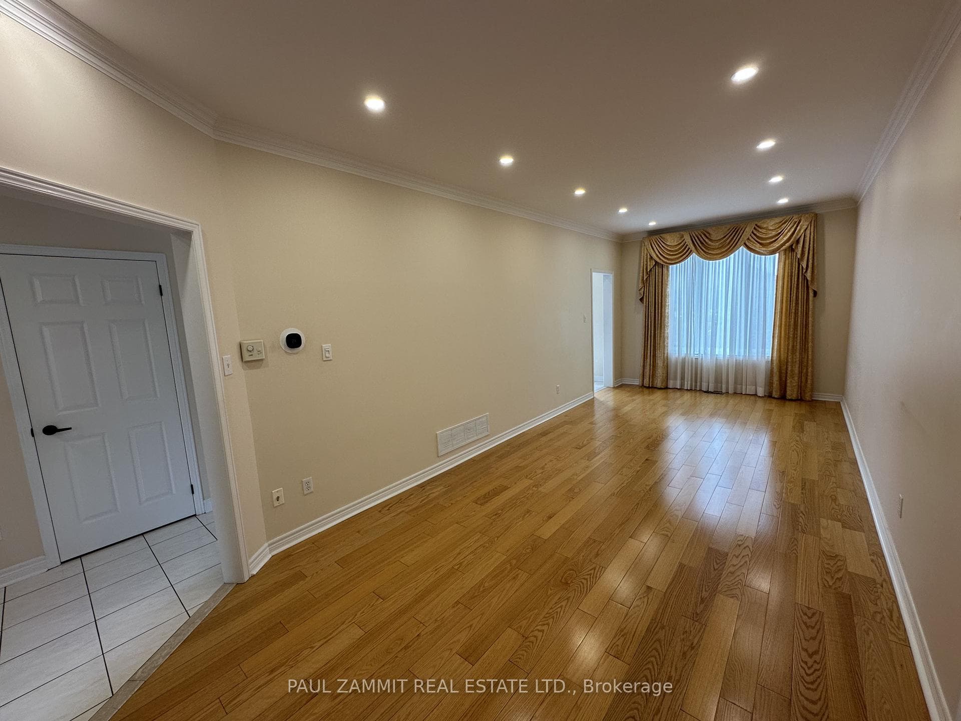 103 Scoville Square photo 7