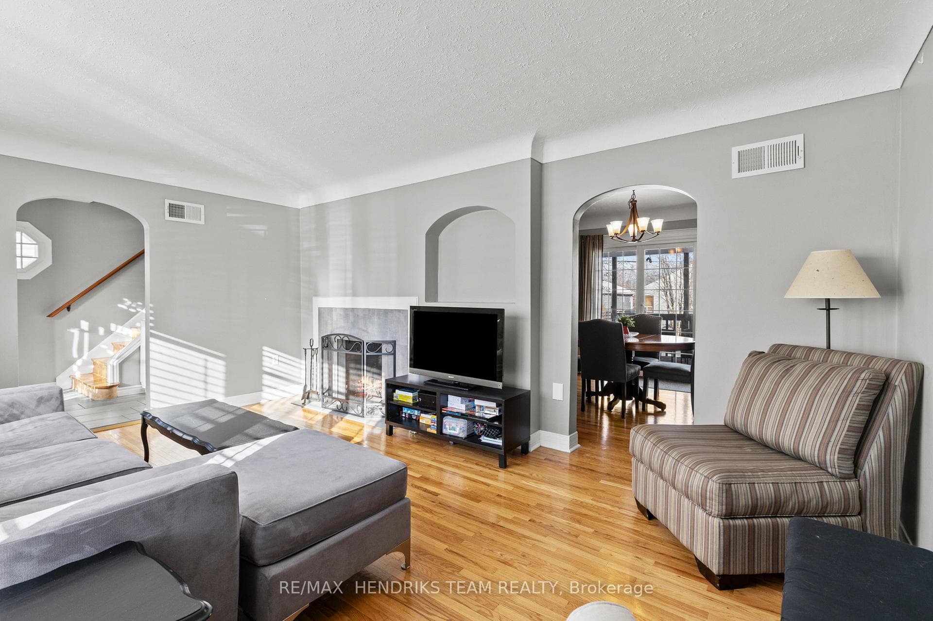 19 Cedardale Avenue photo 8