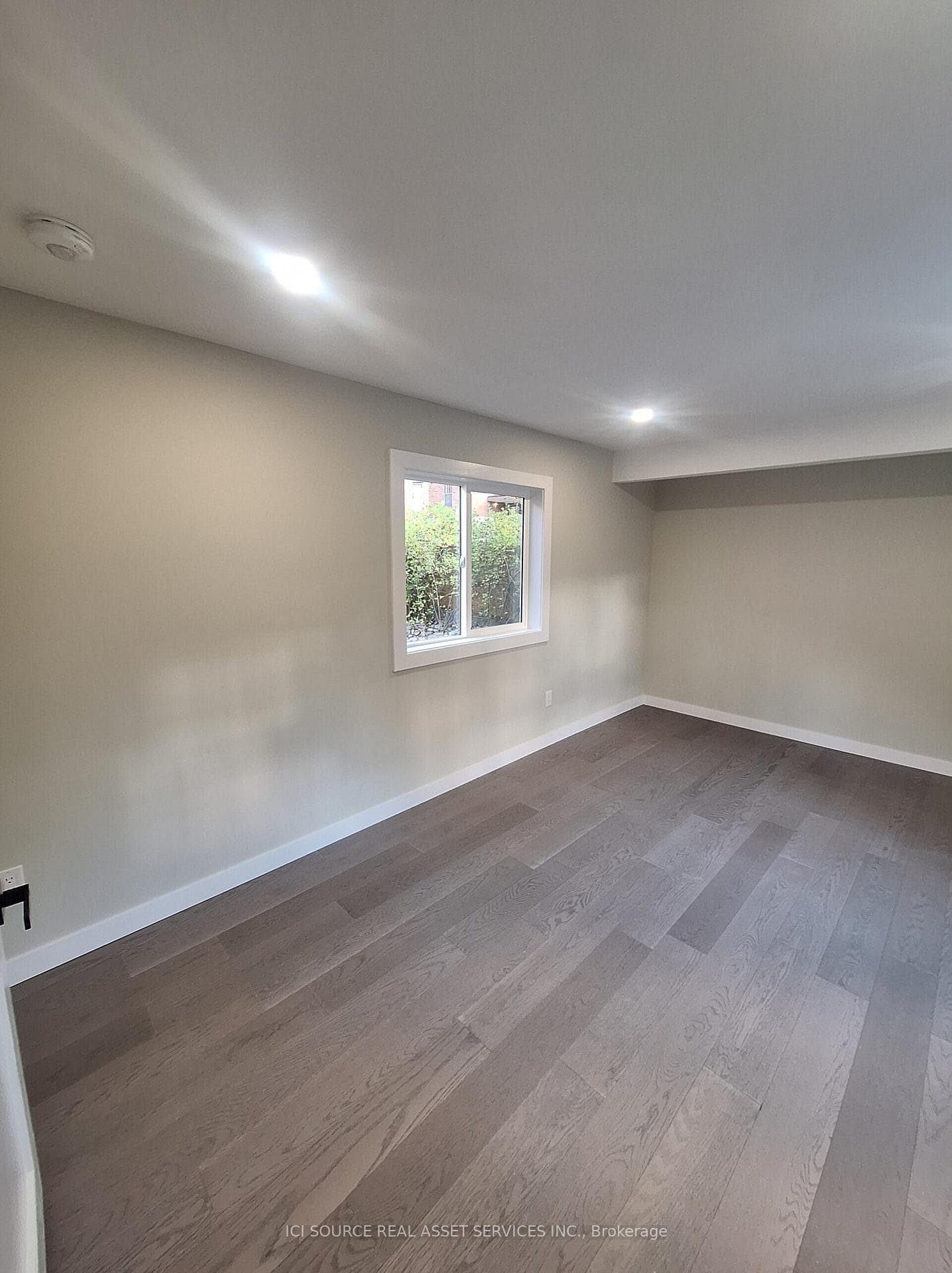 58 Martin Avenue photo 30