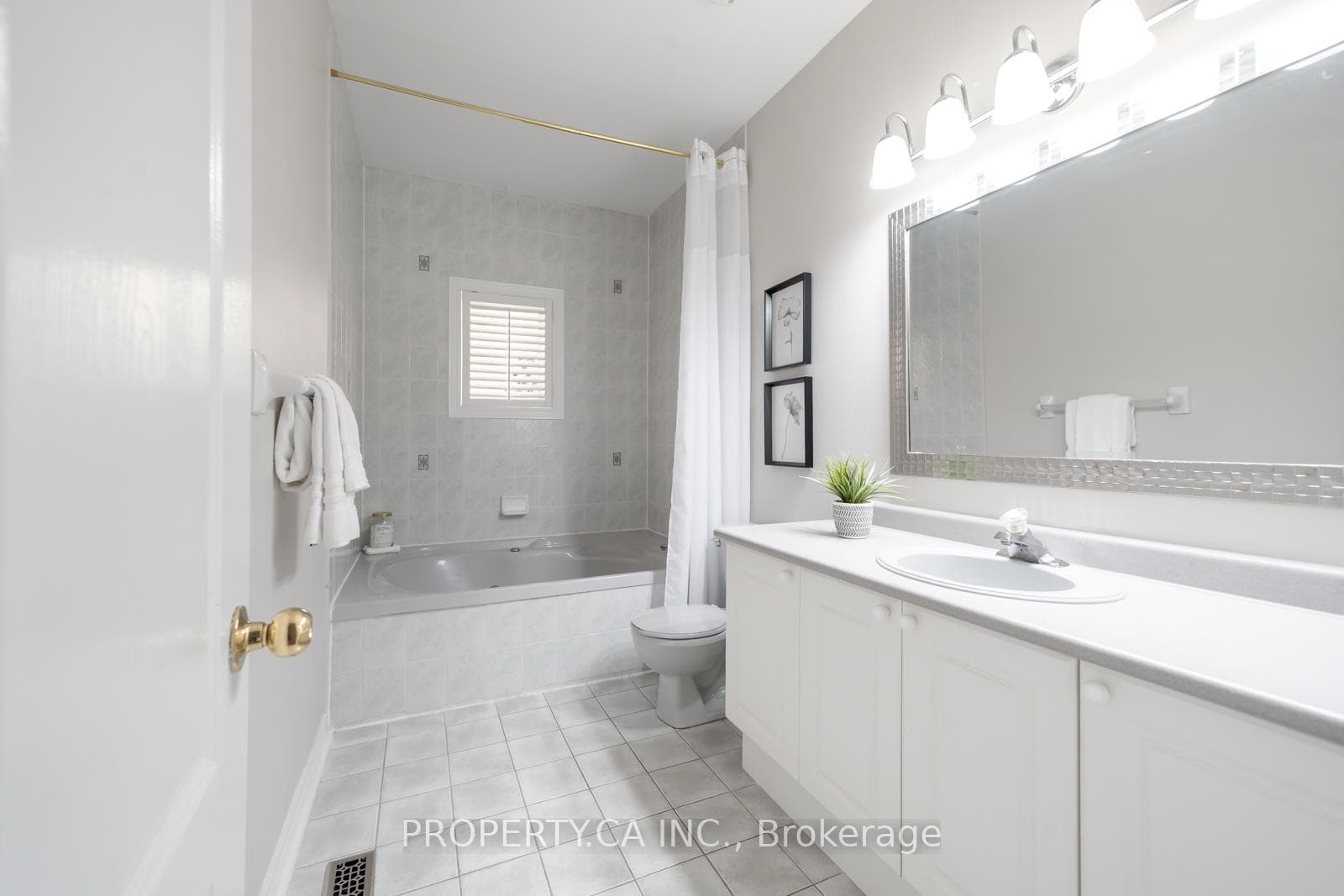 1143 Carding Mill Place photo 11
