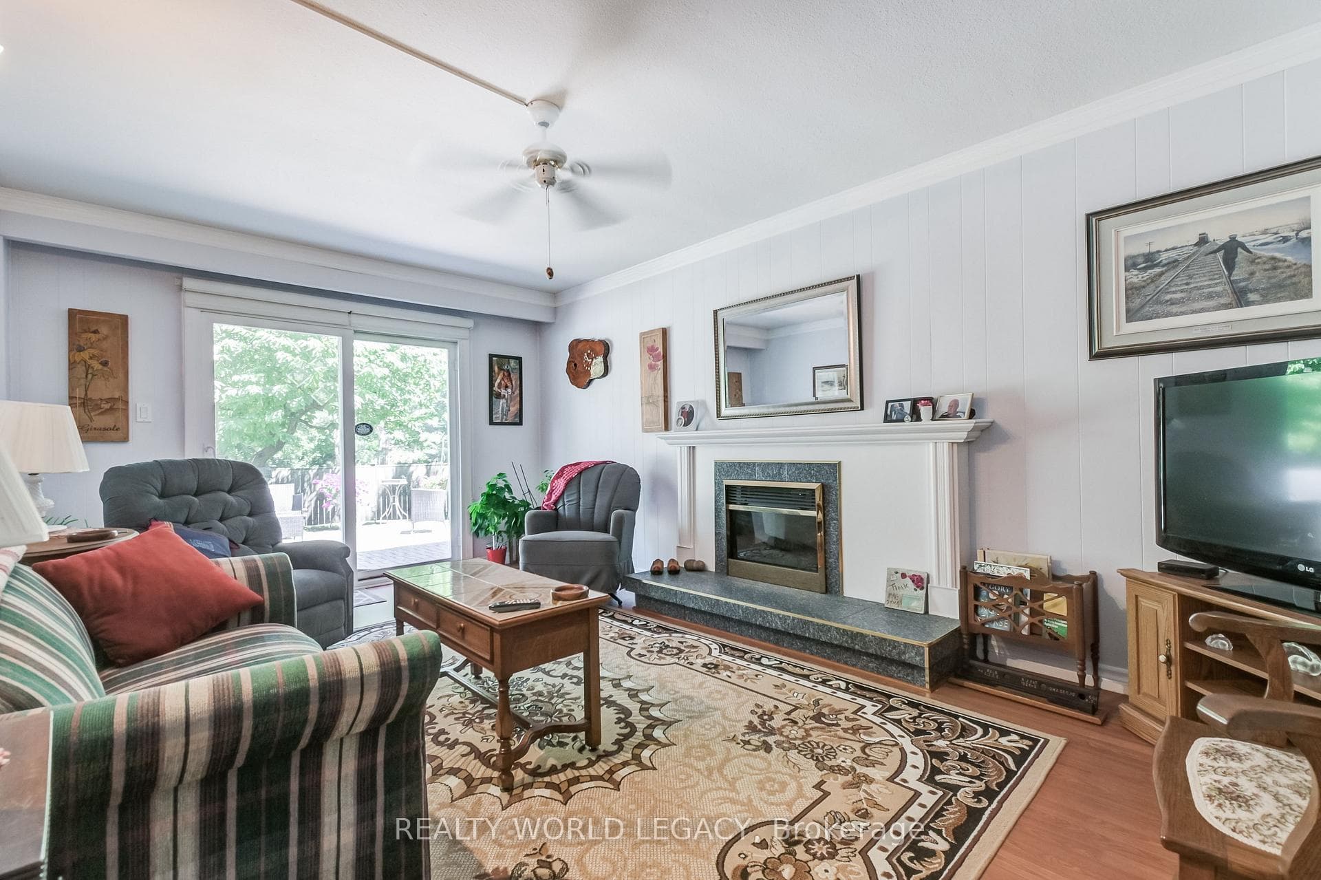 129 Shanley Terrace photo 28
