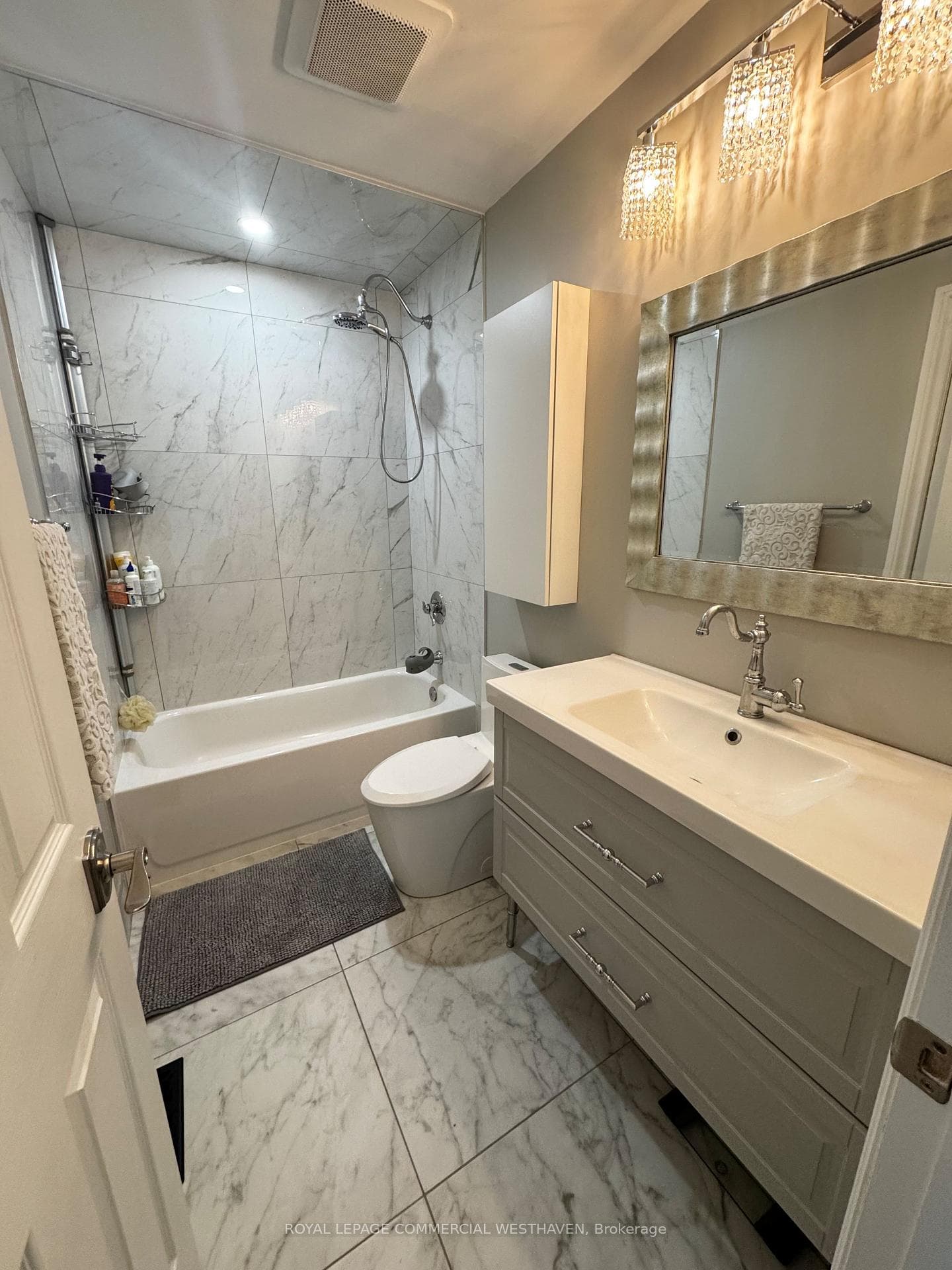 38 Warbler Avenue photo 15