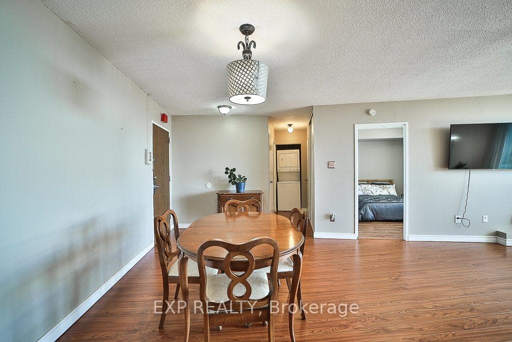 20 Mississauga Valley Boulevard Unit 1405 photo 4