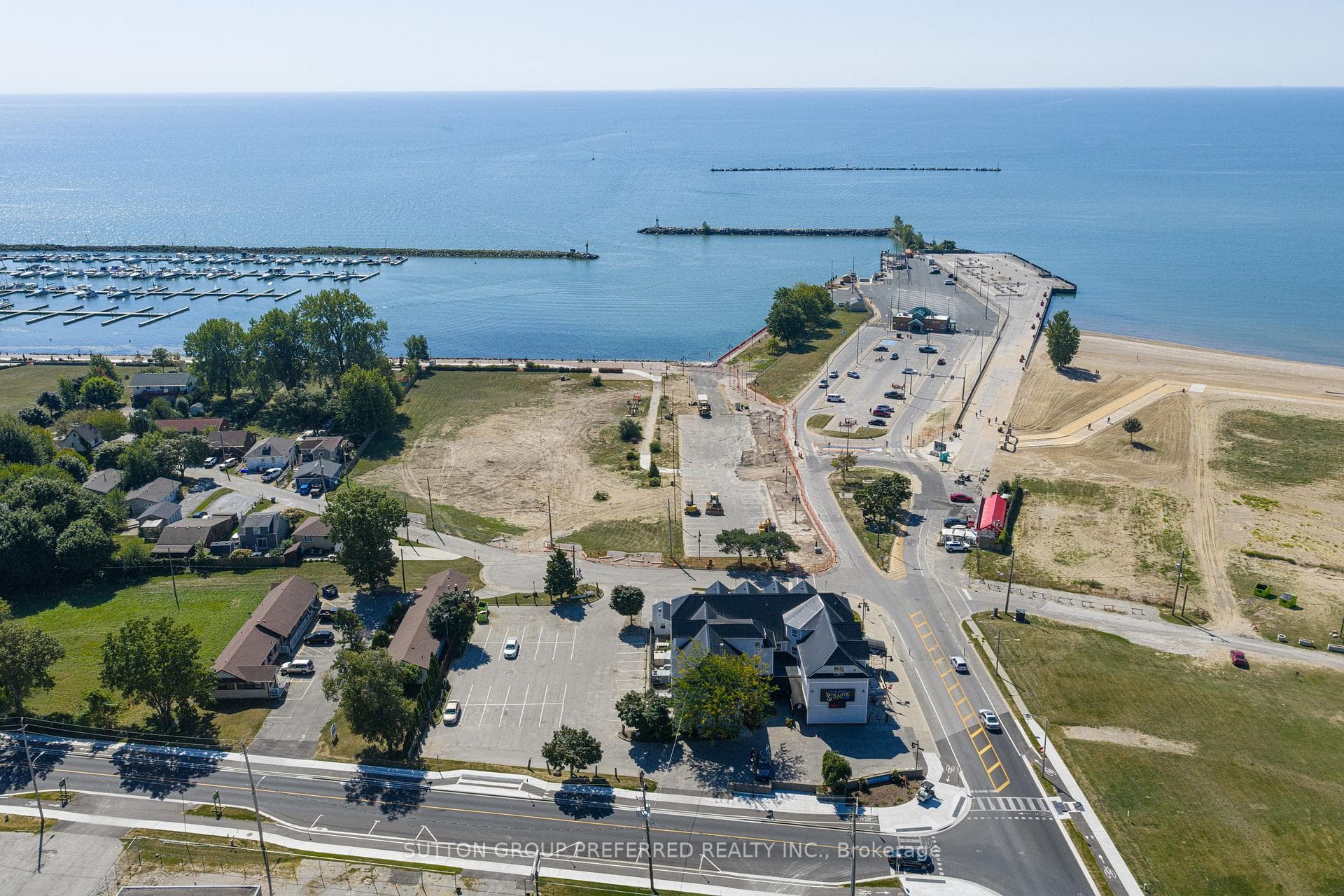 388 Erie Street photo 10