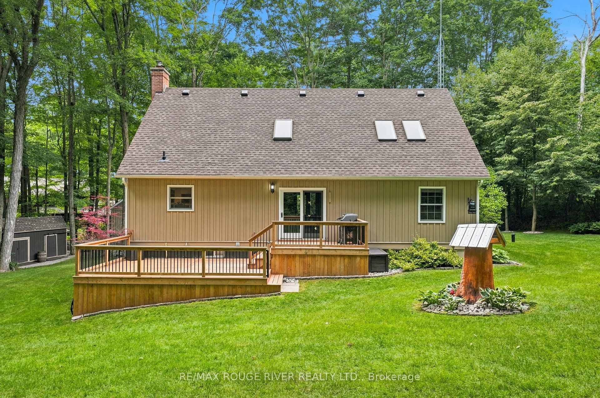 2774 Les Davey Road photo 40