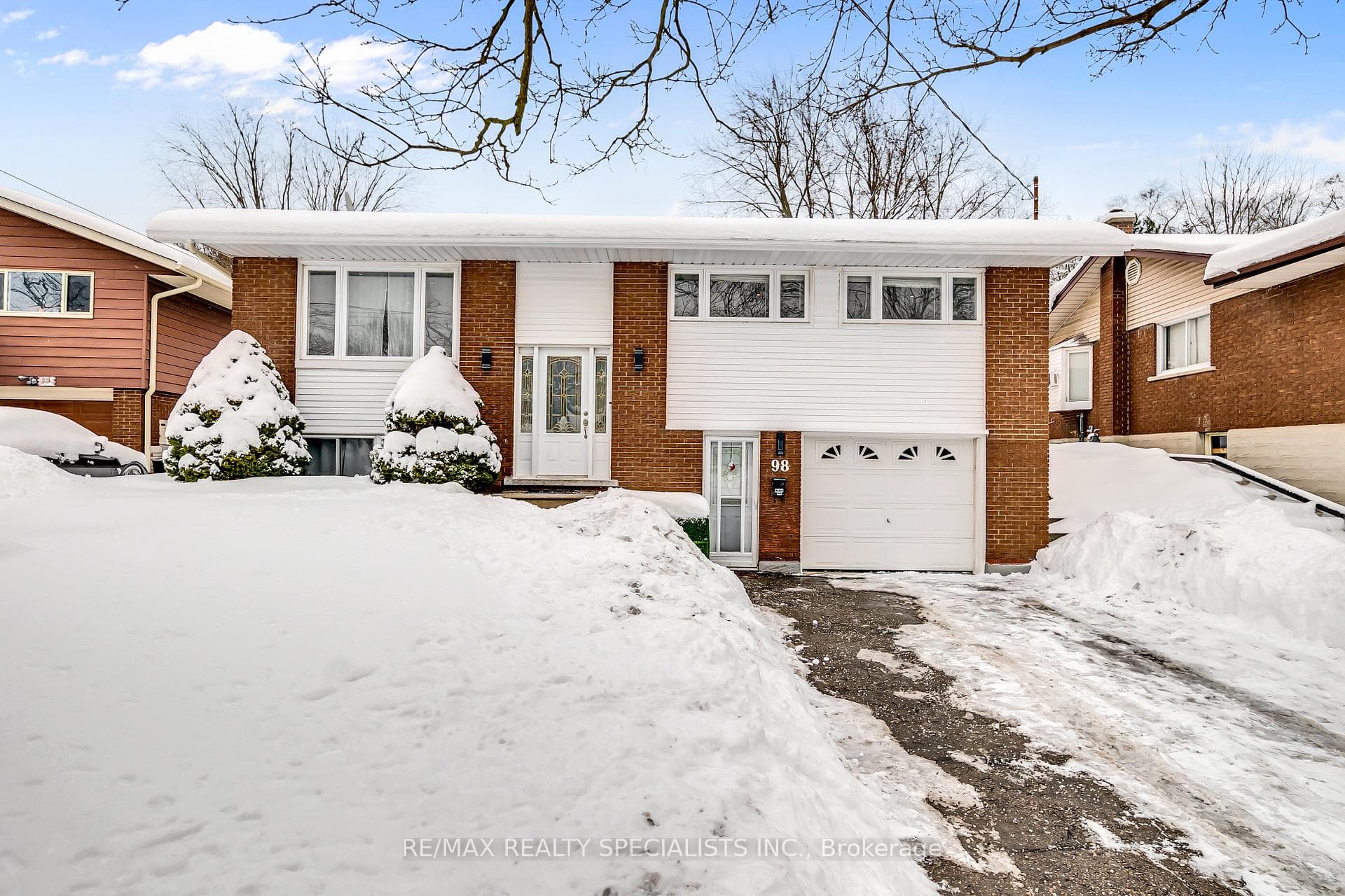 98 Ruskview Road photo 3