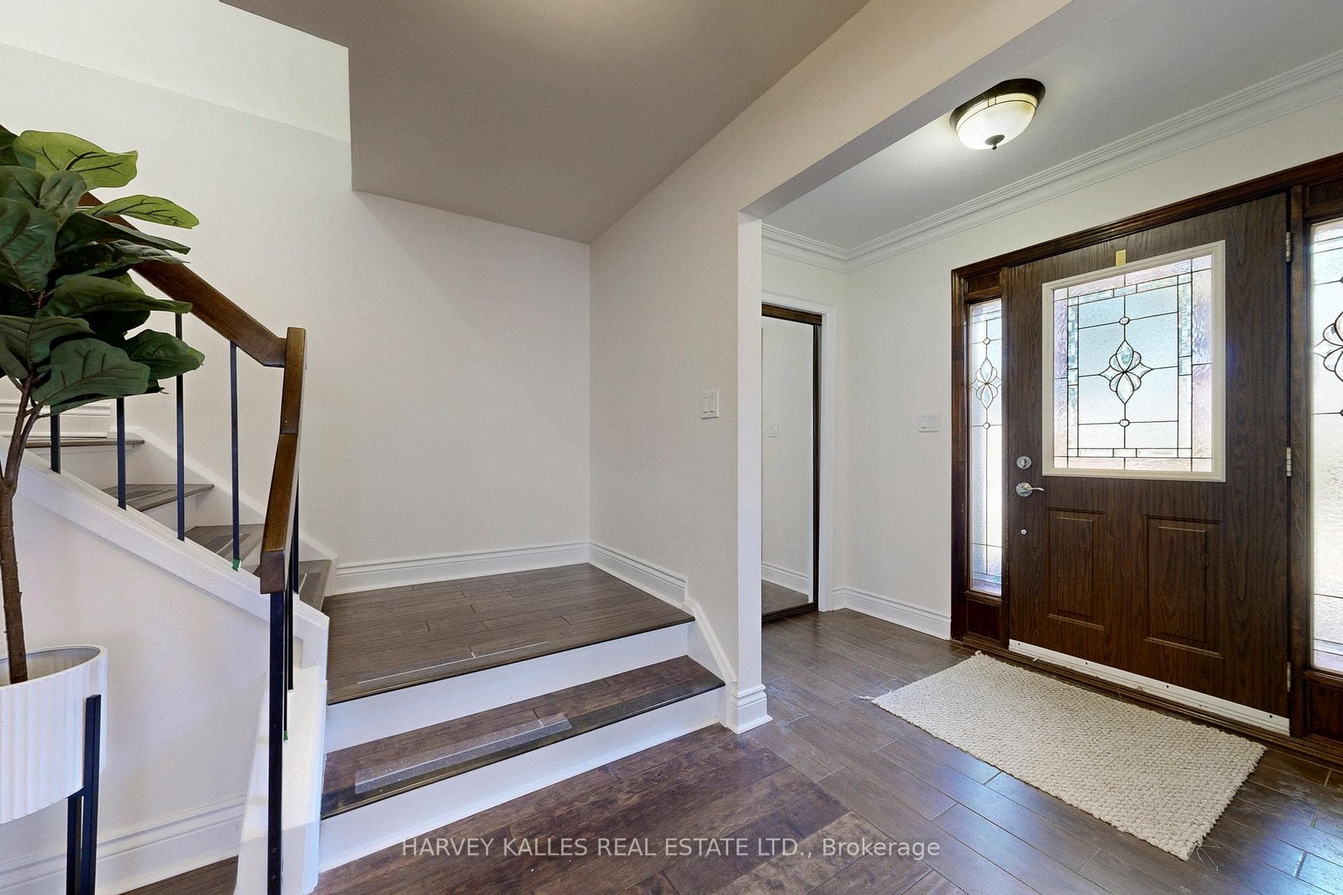 62 Dersingham Crescent photo 3
