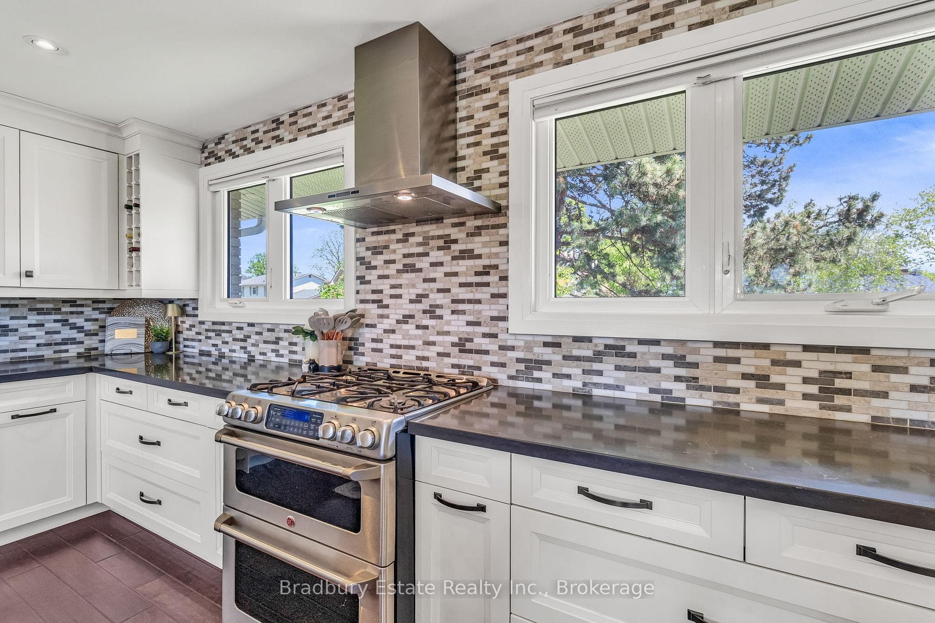 498 Wicklow Road photo 11