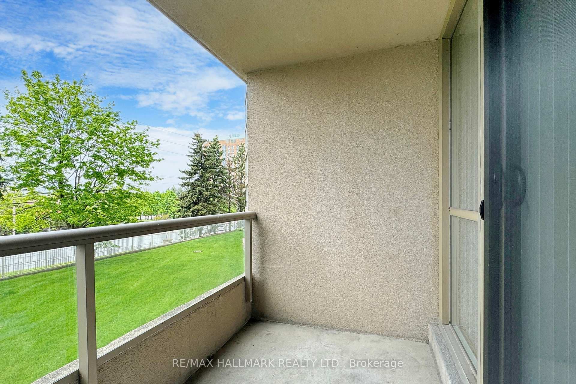 20 Guildwood Parkway Unit 316 photo 28