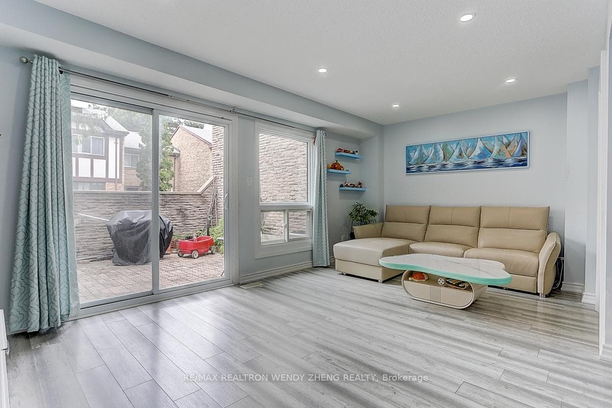100 Burrows Hall Boulevard Unit 69 photo 13