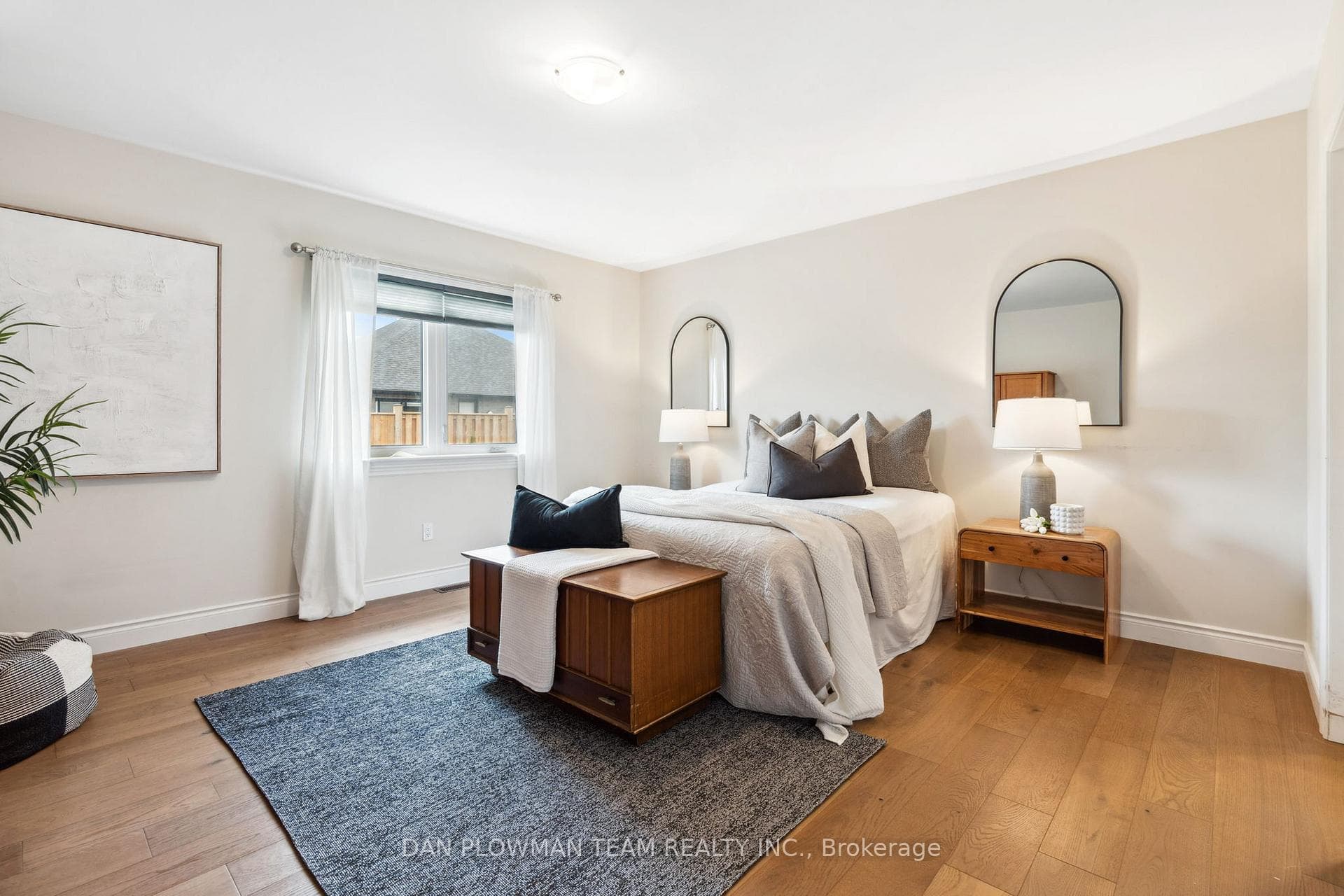 13 Claxton Crescent photo 18