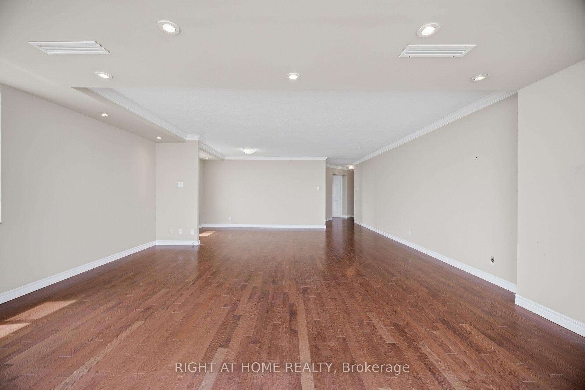 5280 Lakeshore Road Unit 1104 photo 9