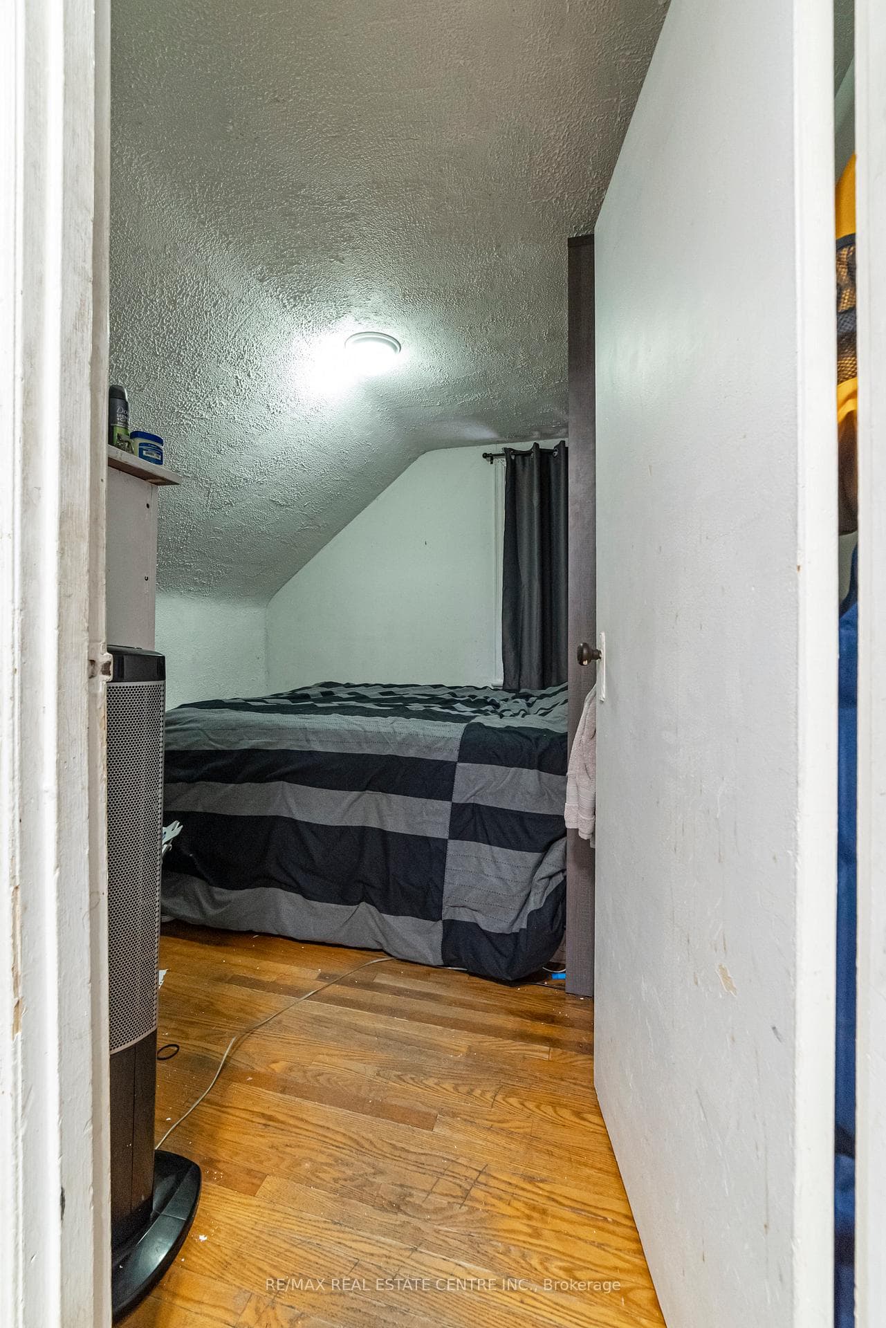 222 Craigroyston Road photo 28