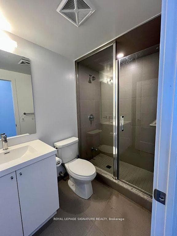 2550 Simcoe Street Unit 719 photo 10