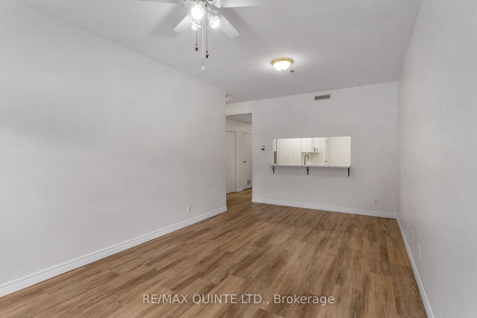 20 Fourth Avenue Unit 105 photo 11