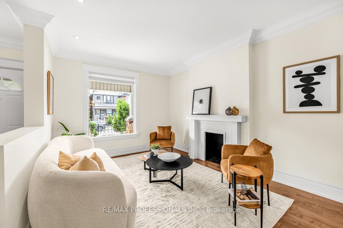 70 Lappin Avenue photo 4