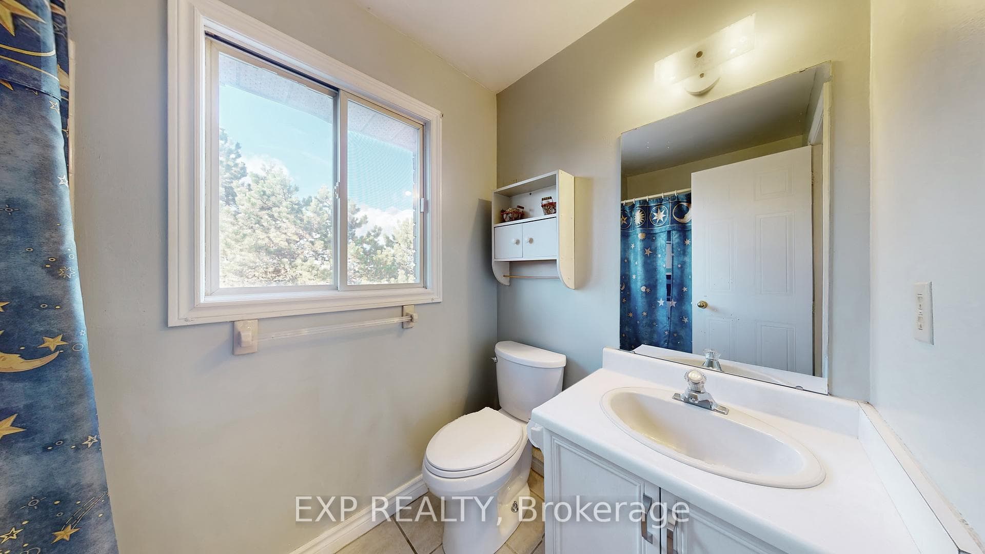 Upstairs Bathroom