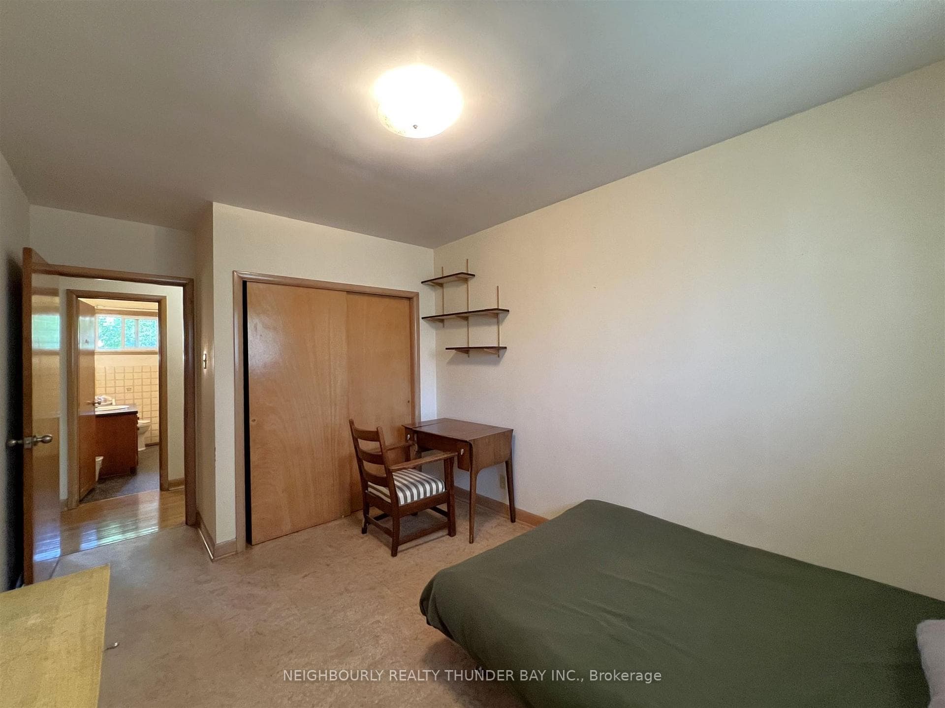 240 Robinson Drive photo 19