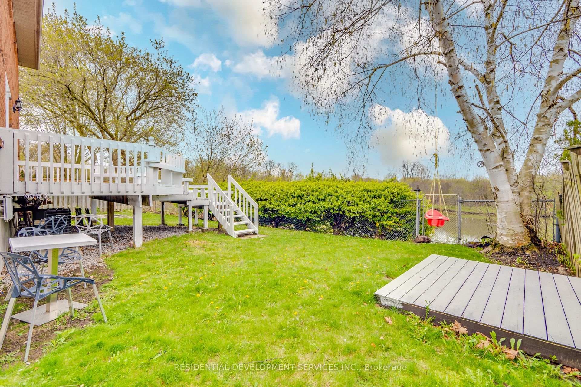 93 Rollo Drive photo 33