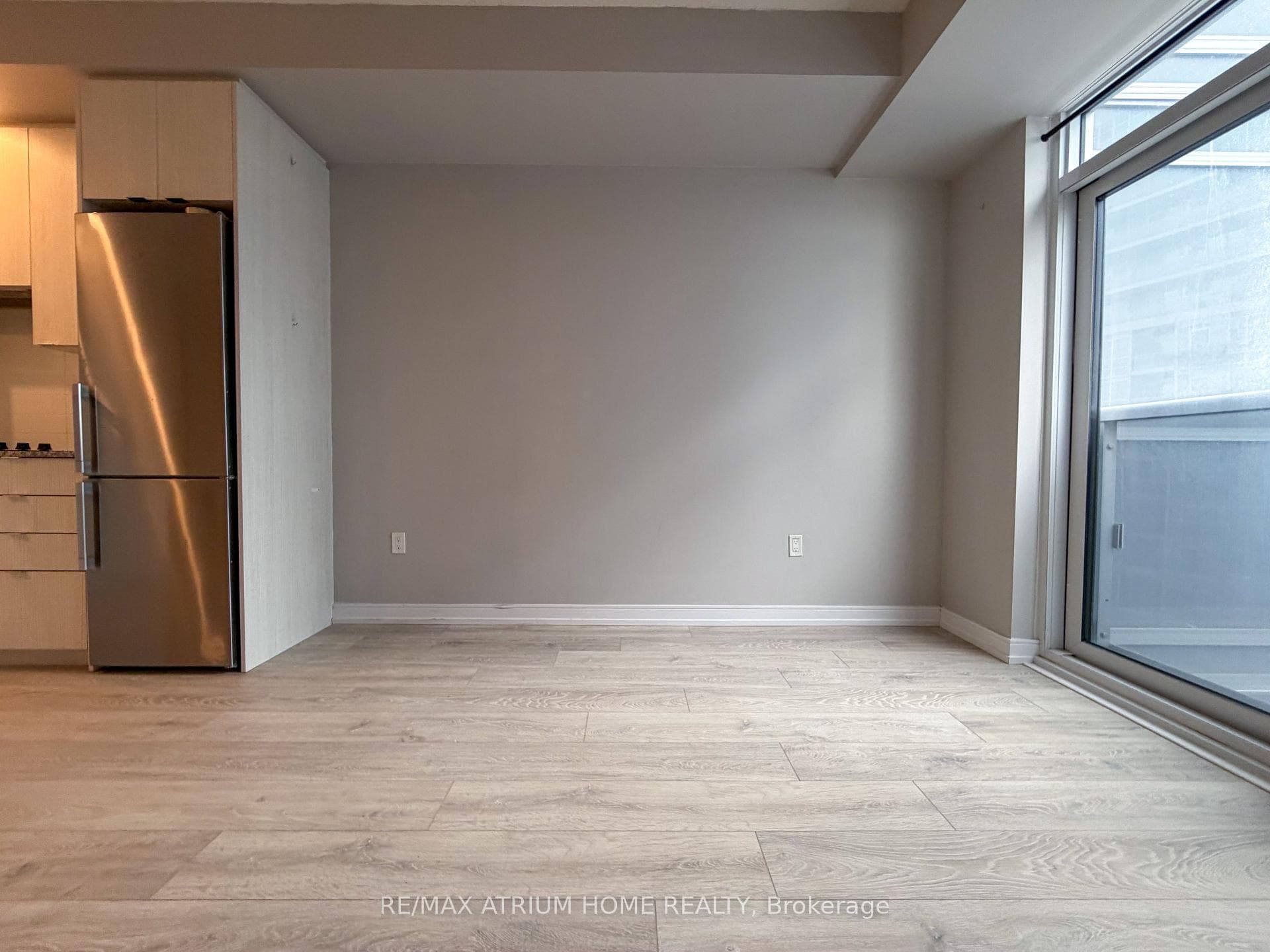 225 Village Green Square Unit 2705 photo 11