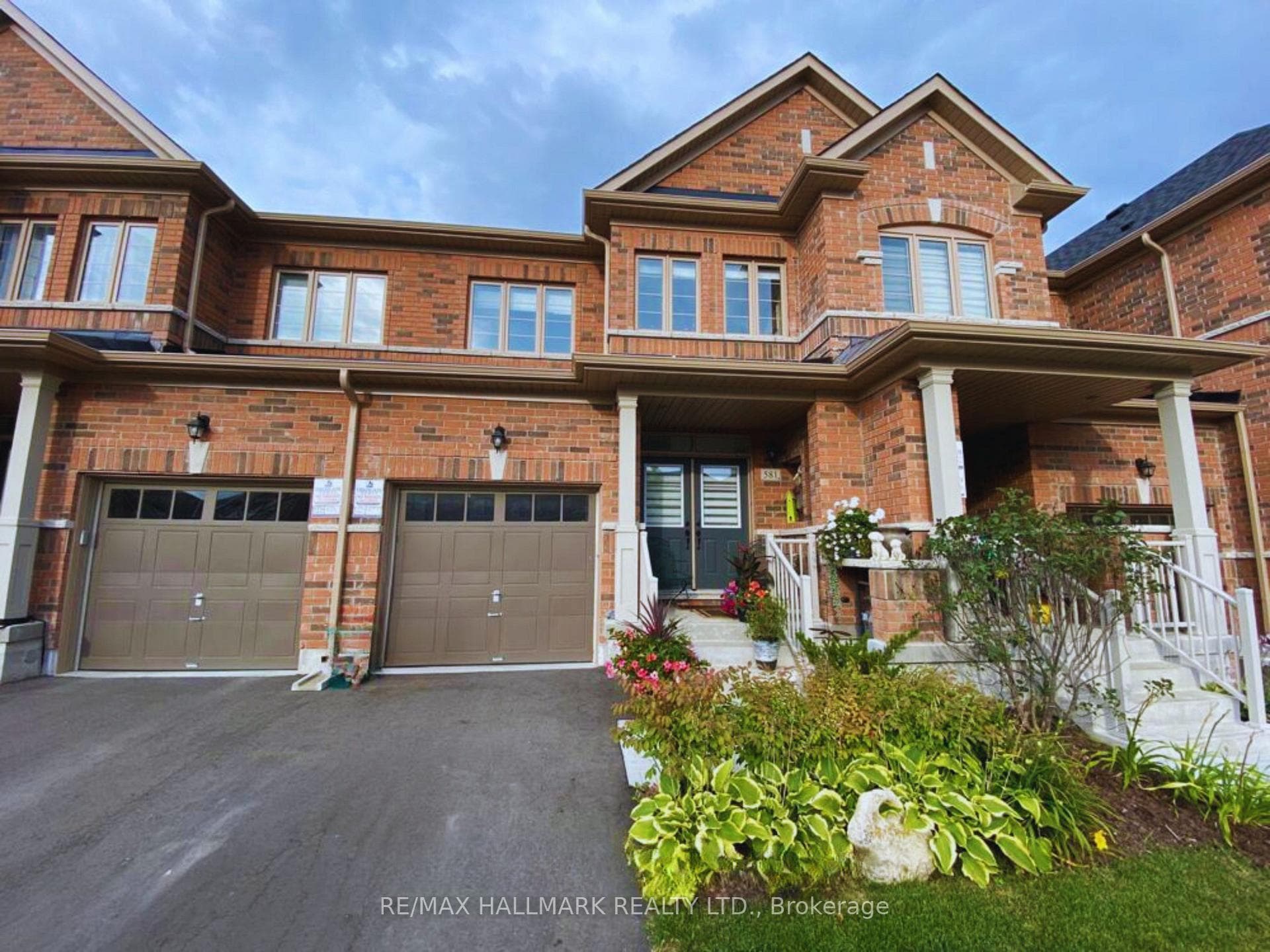 581 Barons Street photo 1
