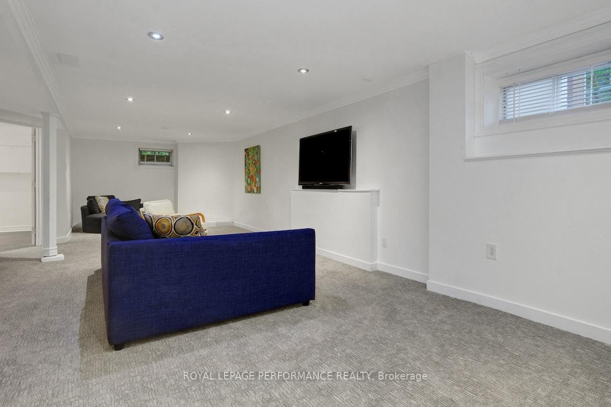 1207 Woodside Drive photo 30