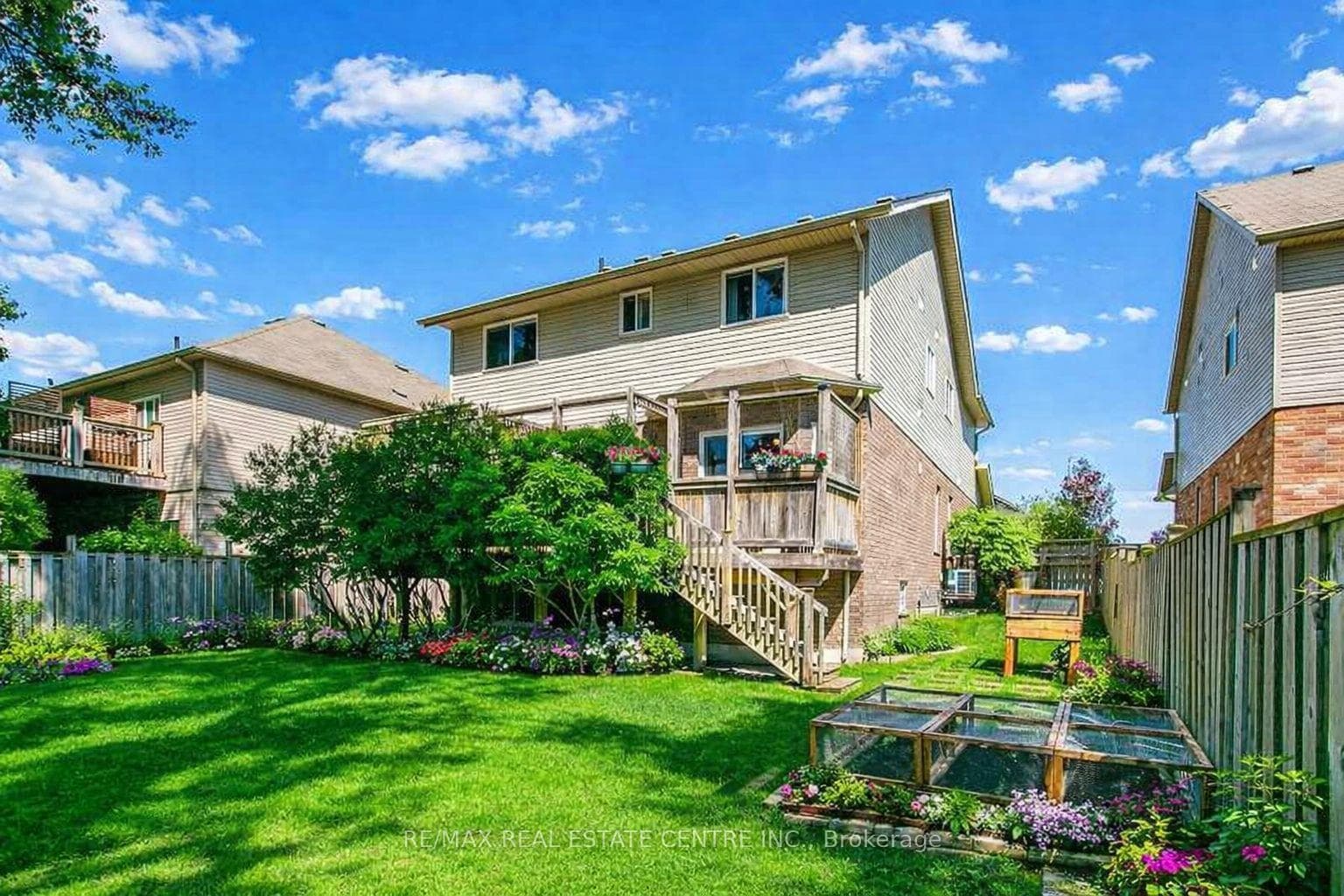 103 Armeda Clow Crescent photo 12