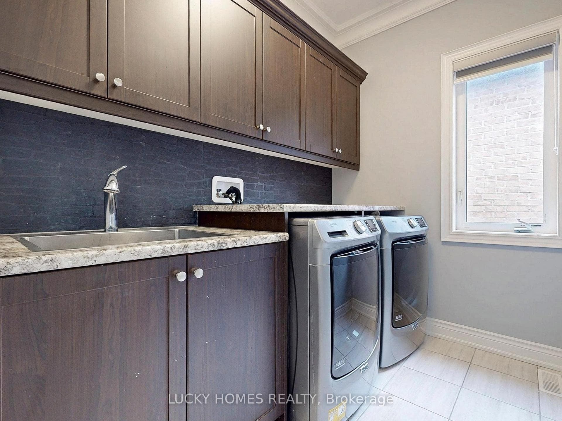 106 Wesmina Avenue photo 20