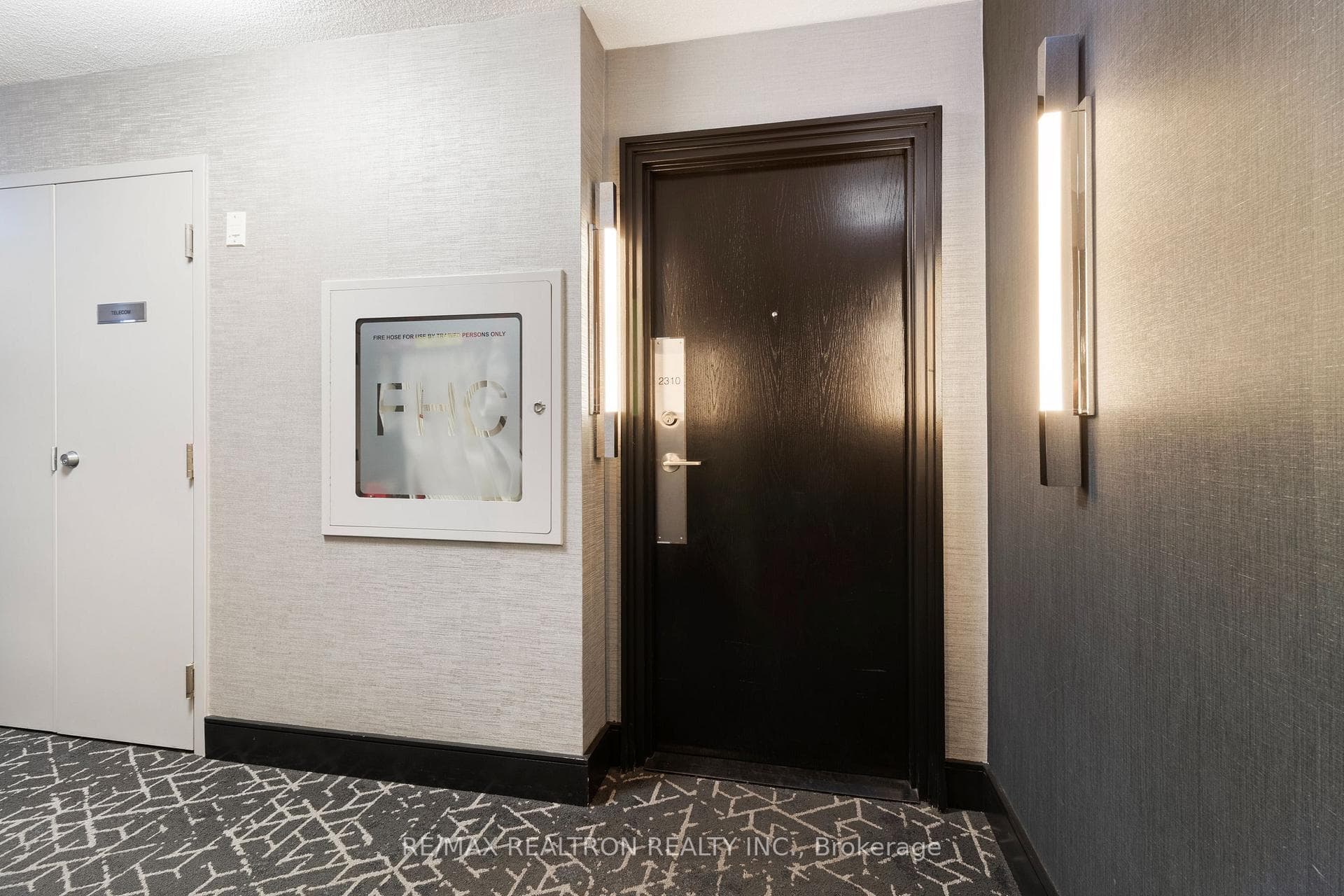 8 Park Road Unit 2310 photo 8