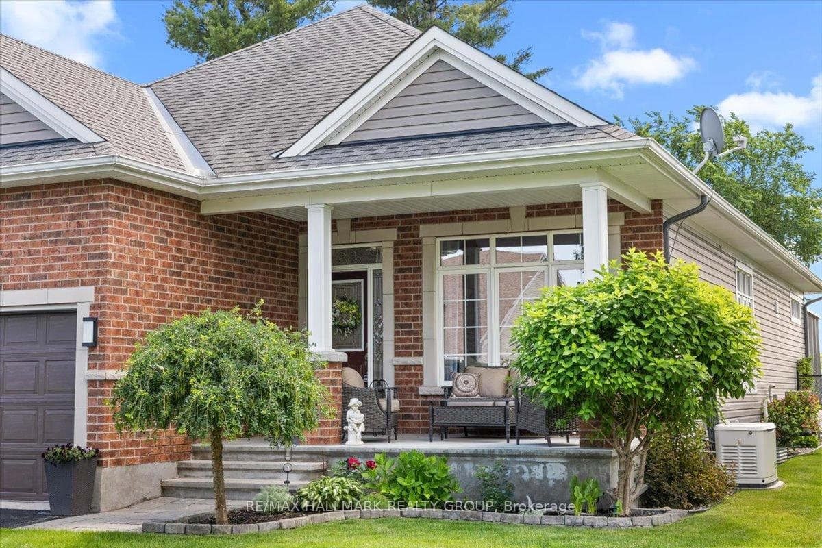 184 Bonnyley Crescent photo 2
