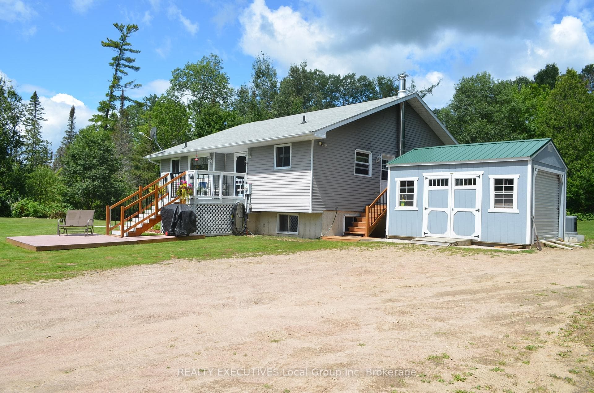 498 Alsace Road photo 16