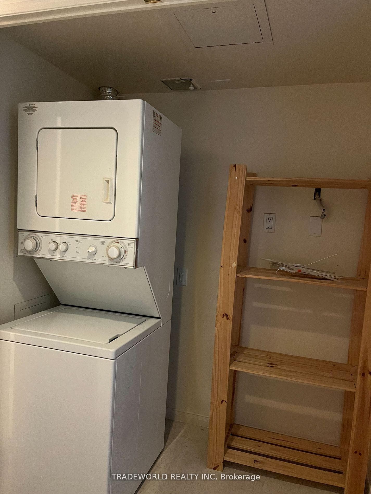 887 Bay Street Unit 1501 photo 6