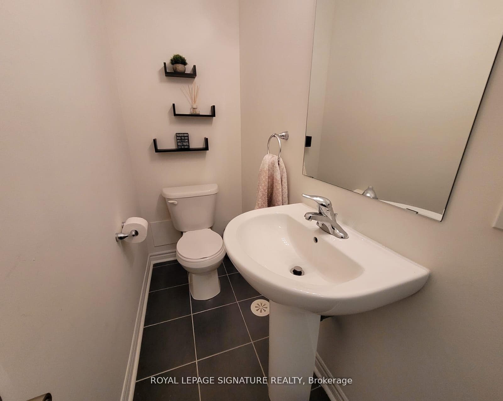 78 Preston Meadow Avenue Unit 15 photo 9
