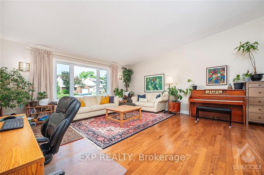 1527 BROOKMILL Line photo 4