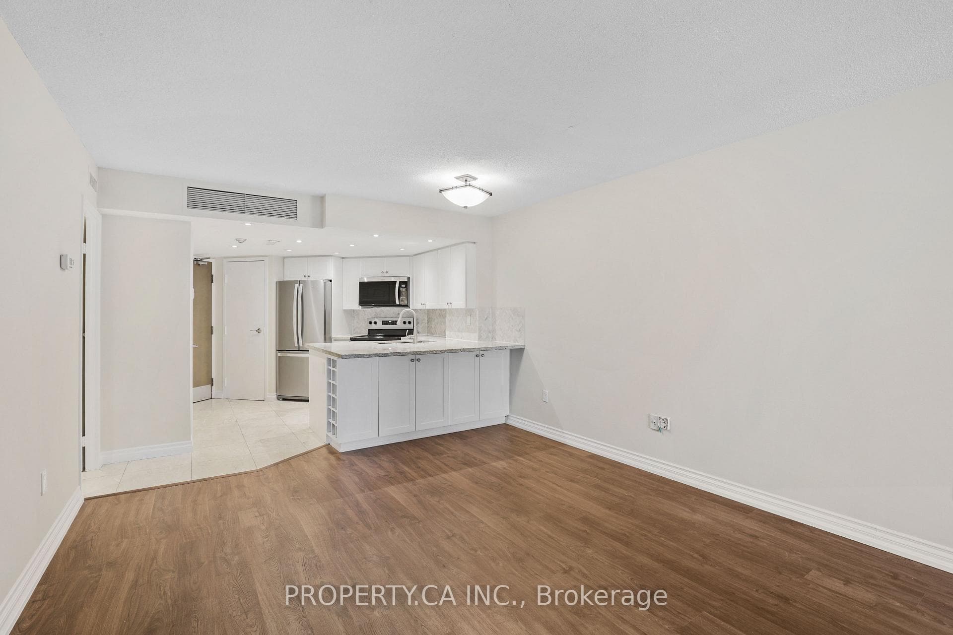 1001 Bay Street Unit 1410 photo 12