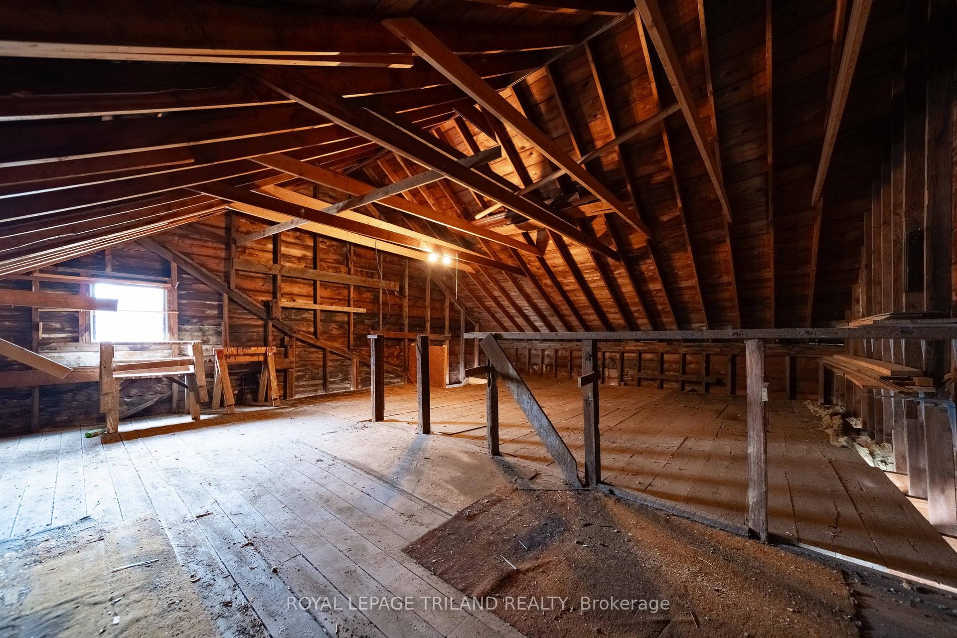 308 John Street photo 46