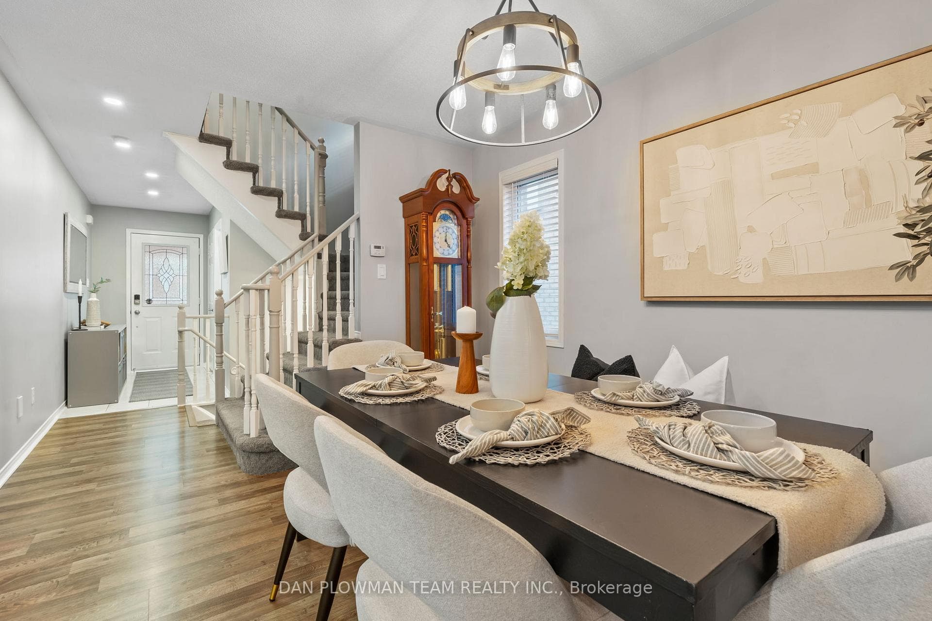 12 Breakwater Drive photo 8