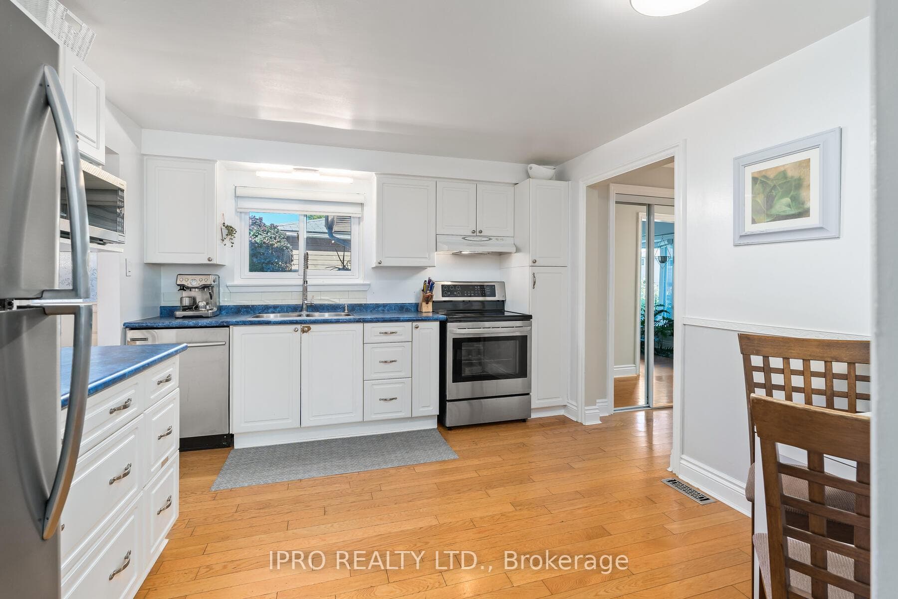 43 Lorne Scots Drive photo 7