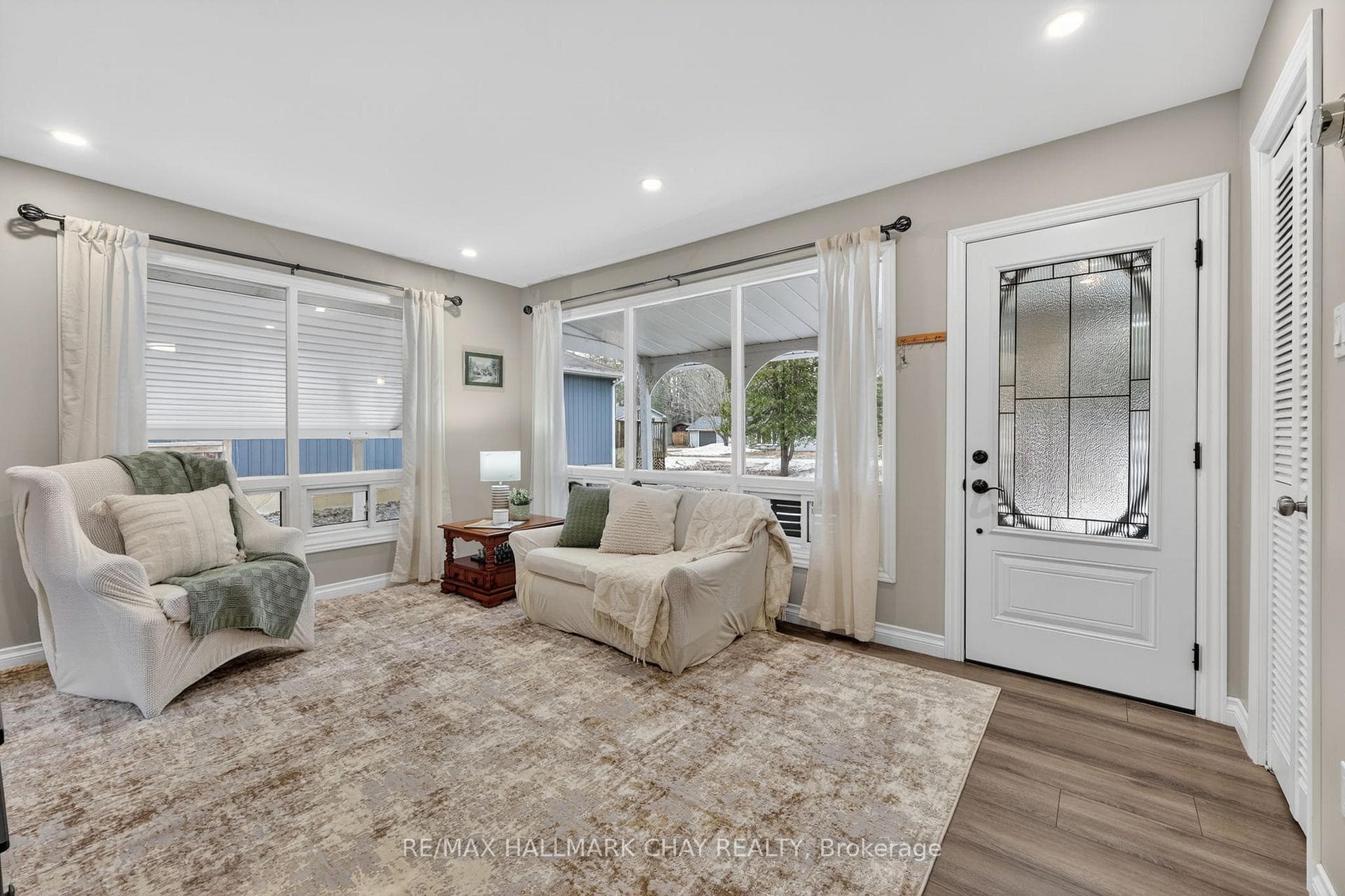 102 Melrose Avenue photo 3