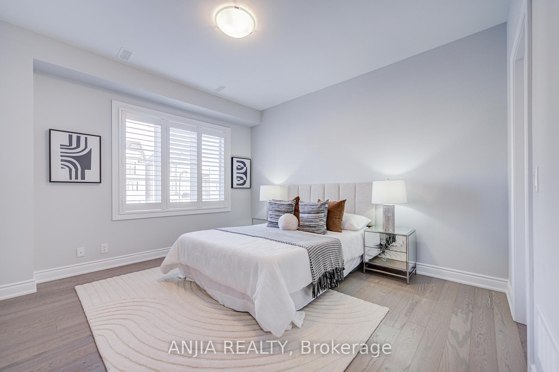 35 York Downs Boulevard photo 32