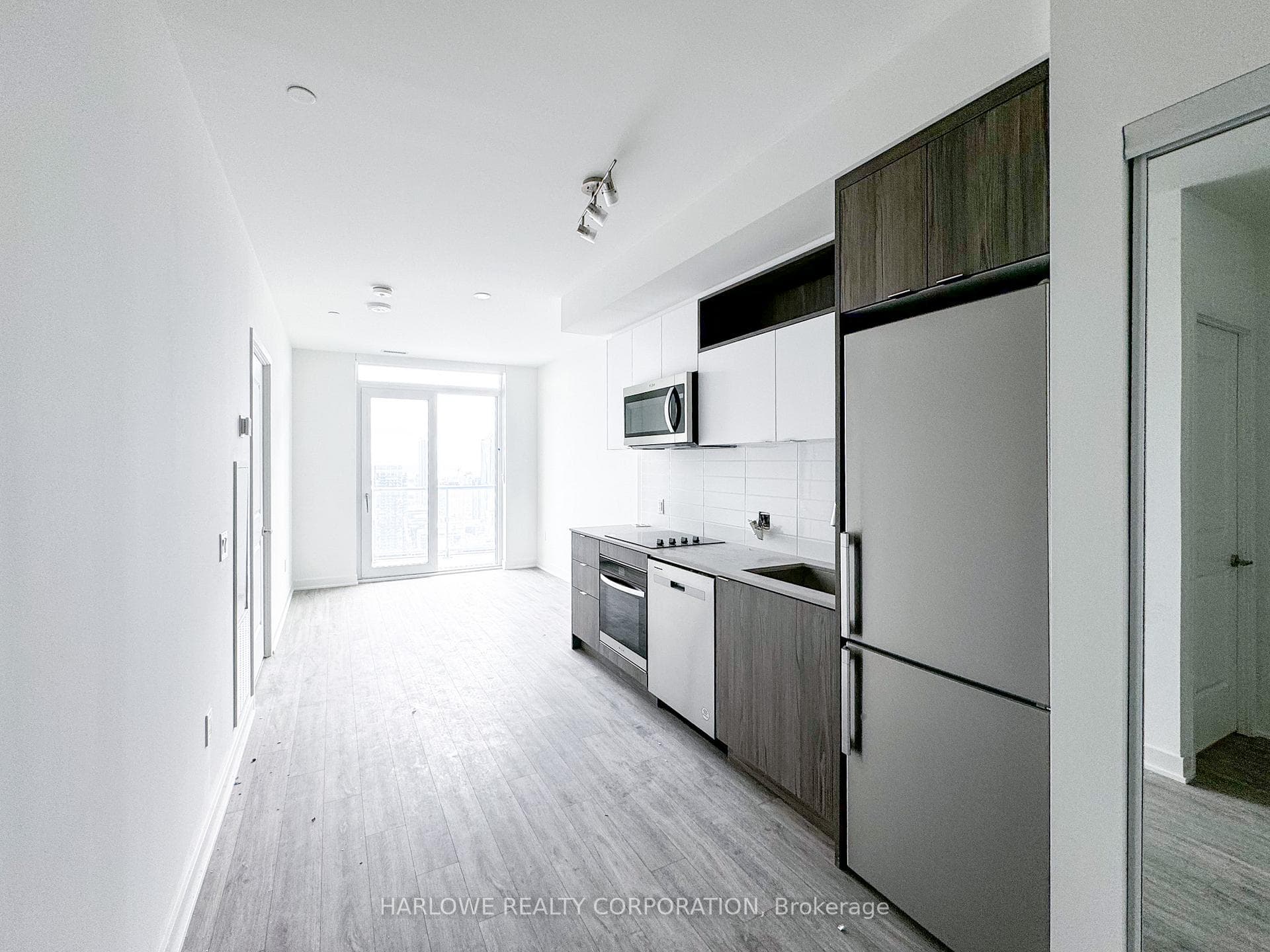 100 Dalhousie Street Unit 4709 photo 3